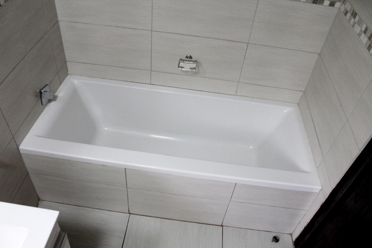 Midrand Bed And Breakfast Экстерьер фото