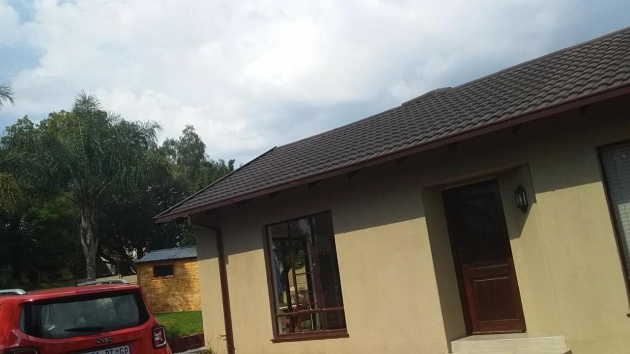 Midrand Bed And Breakfast Экстерьер фото